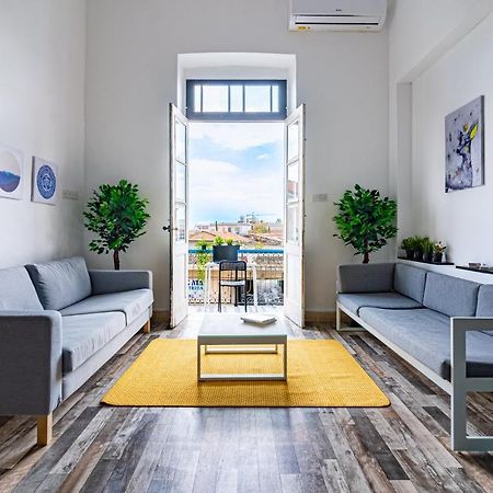 Bee Hostel ليماسول المظهر الخارجي الصورة