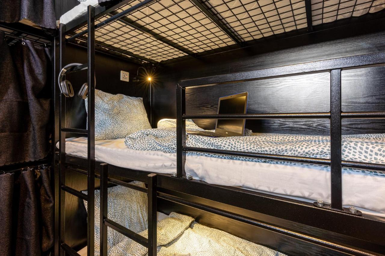 Bee Hostel ليماسول المظهر الخارجي الصورة